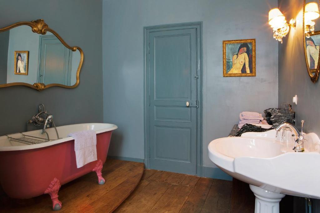 Abbaye Du Palais Bed and Breakfast Thauron Rum bild