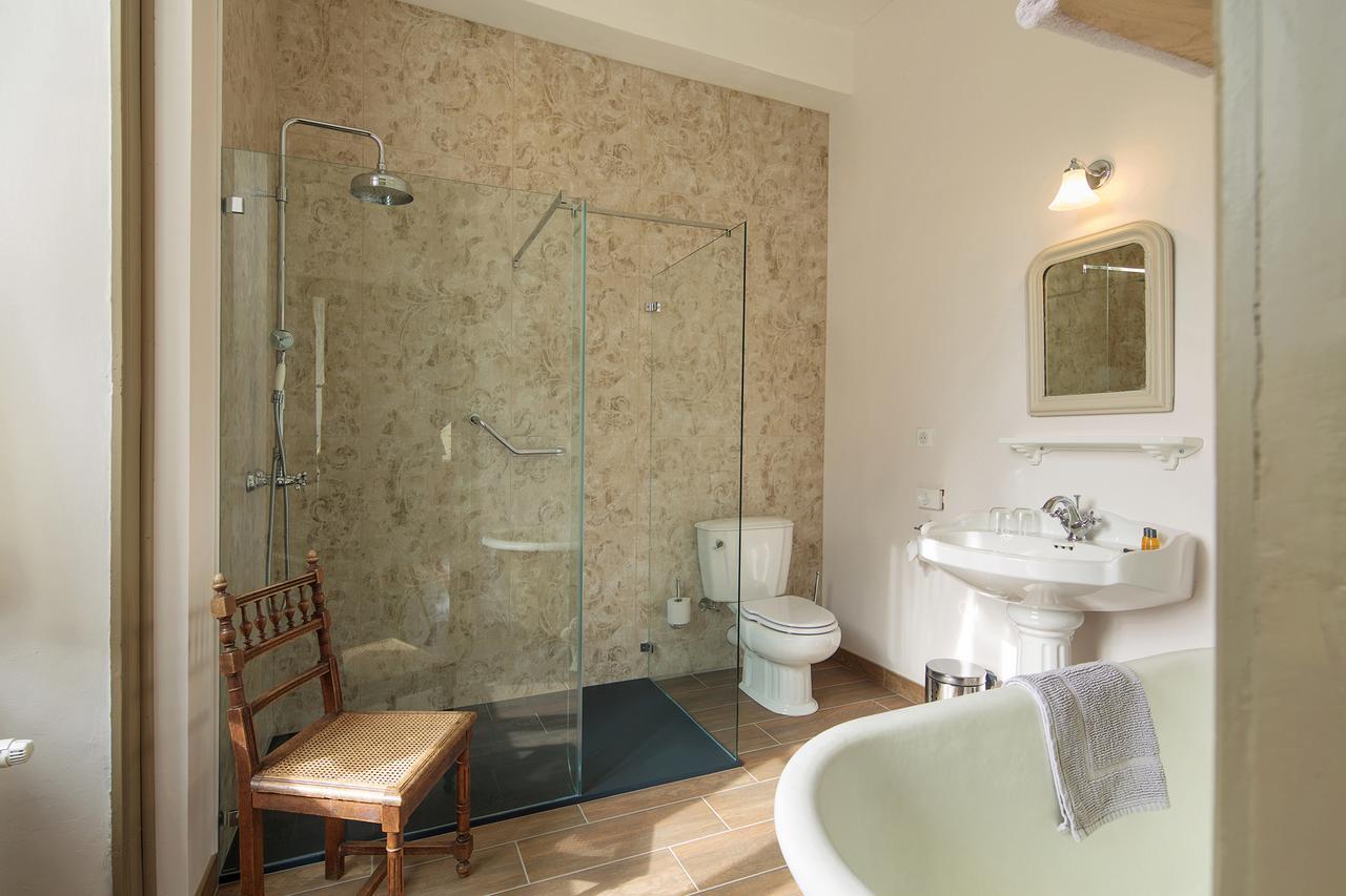 Abbaye Du Palais Bed and Breakfast Thauron Exteriör bild
